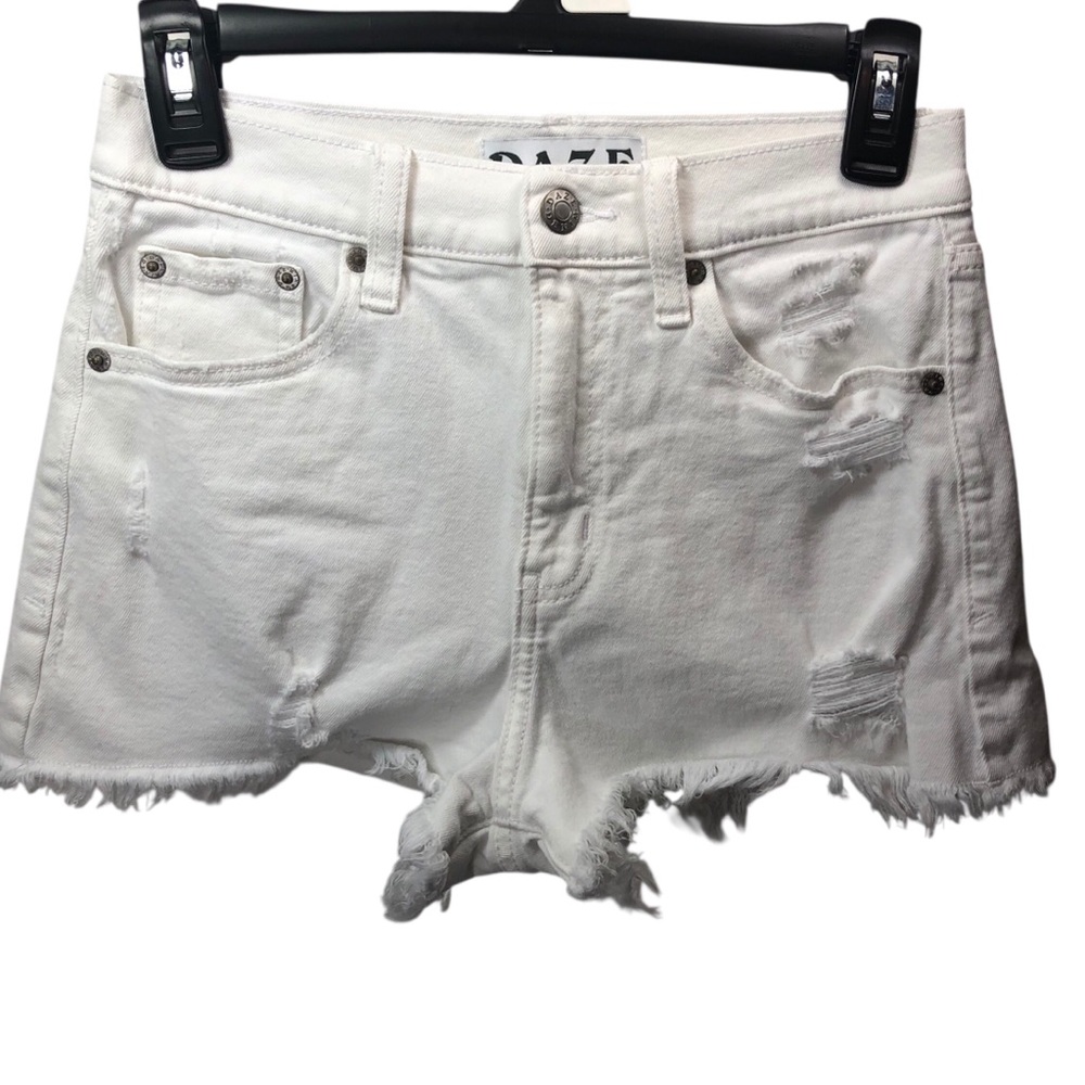Daze Denim Shortie Shorts Sz 27 White Casual Festival Distressed Summer Beach